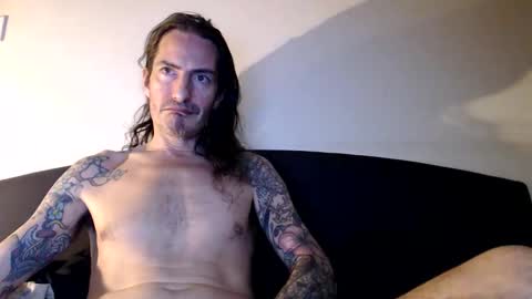 Bailey online show from 02/11/26, 02:05