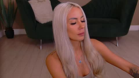 bailey_rush online show from 04/15/26, 06:48