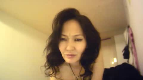 Snapshot of bailliy chatting on 02/14/25, 10:14 bailliy online show from 02/14/25, 10:14