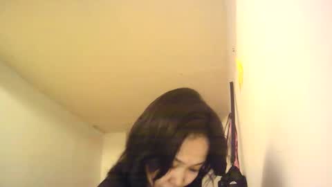 Snapshot of bailliy chatting on 02/16/25, 02:10 bailliy online show from 02/16/25, 02:10