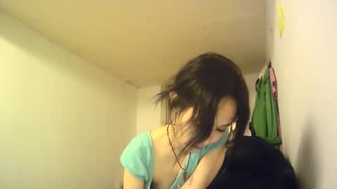 Snapshot of bailliy chatting on 02/27/25, 03:37 bailliy online show from 02/27/25, 03:37