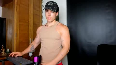 Snapshot of bain_aaron chatting on 04/17/26, 11:08 bain_aaron online show from 04/17/26, 11:08