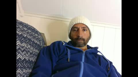 Snapshot of bakkis chatting on 01/07/25, 06:27 bakkis online show from 01/07/25, 06:27