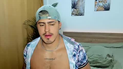 Andres -  online show from 03/11/25, 02:32