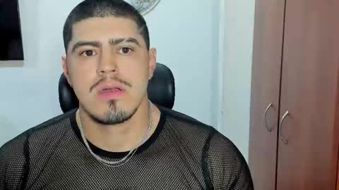 Andres -  online show from 10/27/25, 10:52