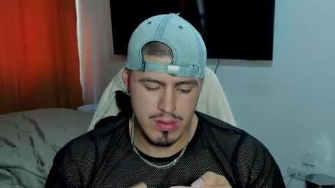 Andres -  online show from 04/01/26, 01:41