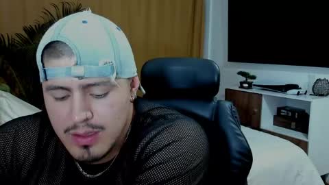 Andres -  online show from 05/14/26, 03:02