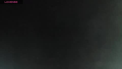 Snapshot of bam_atenea chatting on 12/27/24, 10:16 Vanessa online show from 12/27/24, 10:16