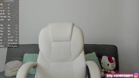 Snapshot of bam_atenea chatting on 12/30/24, 09:08 Vanessa online show from 12/30/24, 09:08