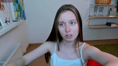 Snapshot of bam_bi chatting on 10/04/25, 01:53 Kira online show from 10/04/25, 01:53