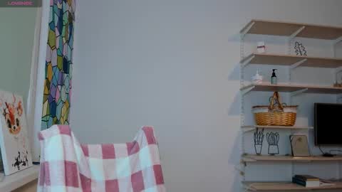 Snapshot of bam_bi chatting on 11/05/25, 01:27 Kira online show from 11/05/25, 01:27