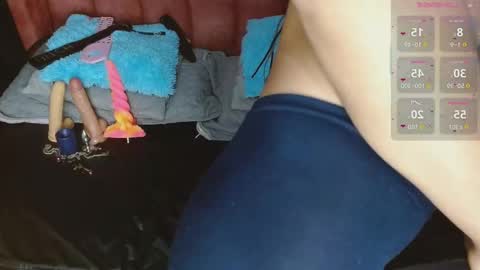 Arianna   online show from 10/23/25, 09:57