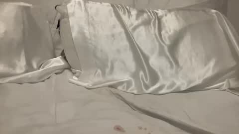 Snapshot of bambidixon chatting on 10/11/25, 11:36 bambidxon online show from 10/11/25, 11:36