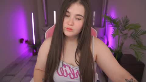 Snapshot of bambiliii chatting on 01/16/25, 06:46 Bambi online show from 01/16/25, 06:46