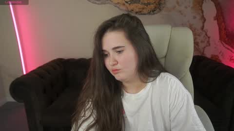 Snapshot of bambiliii chatting on 01/28/25, 09:29 Bambi online show from 01/28/25, 09:29