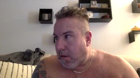 banana5289 online show from 02/09/25, 04:40