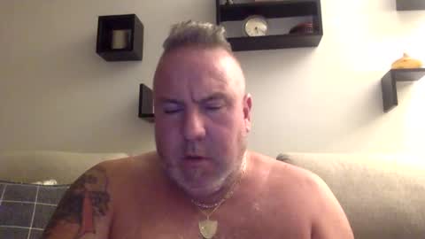 banana5289 online show from 10/03/25, 09:17