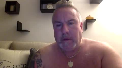 banana5289 online show from 04/12/26, 09:47