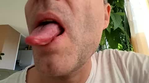 bananasplit1900 online show from 01/15/26, 01:37