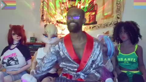 Snapshot of bandohusbando chatting on 01/09/25, 05:55 Bando Husbando online show from 01/09/25, 05:55