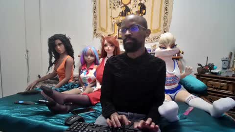 Snapshot of bandohusbando chatting on 01/17/25, 02:39 Bando Husbando online show from 01/17/25, 02:39