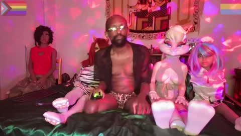 Snapshot of bandohusbando chatting on 02/05/25, 05:30 Bando Husbando online show from 02/05/25, 05:30