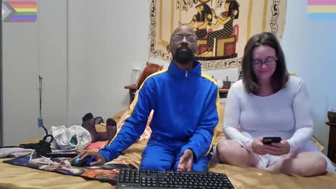 Snapshot of bandohusbando chatting on 02/25/25, 05:58 Bando Husbando online show from 02/25/25, 05:58