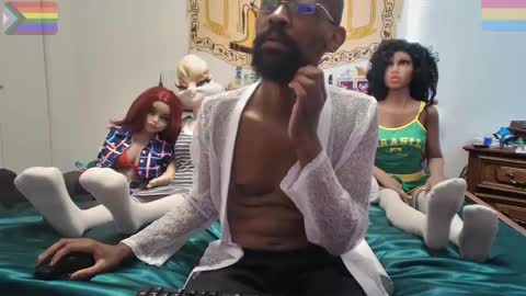 Snapshot of bandohusbando chatting on 09/30/25, 11:32 Bando Husbando online show from 09/30/25, 11:32