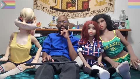 Snapshot of bandohusbando chatting on 12/17/25, 02:06 Bando Husbando online show from 12/17/25, 02:06