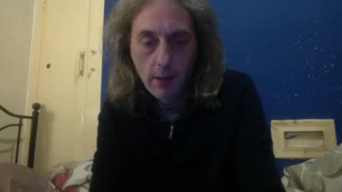 Snapshot of bangintoleather chatting on 02/20/25, 03:12 bangintoleather online show from 02/20/25, 03:12