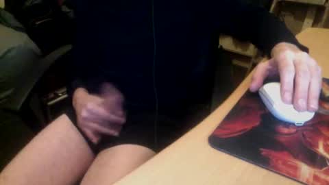 Snapshot of bangintoleather chatting on 12/17/25, 02:50 bangintoleather online show from 12/17/25, 02:50