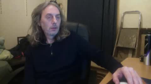 Snapshot of bangintoleather chatting on 01/18/26, 03:10 bangintoleather online show from 01/18/26, 03:10