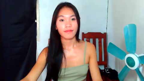baninay810654 online show from 06/05/26, 10:48