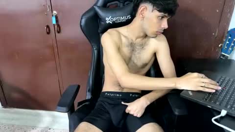 Damiano online show from 01/21/25, 08:41