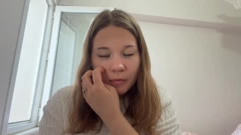 Sumi online show from 05/13/26, 02:58