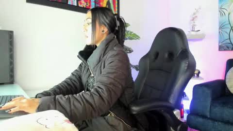 Gabi  online show from 03/08/25, 02:51