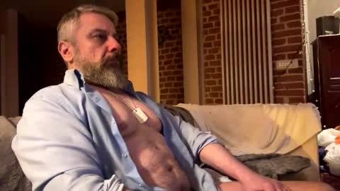 Military man 69 online show from 11/03/25, 03:19