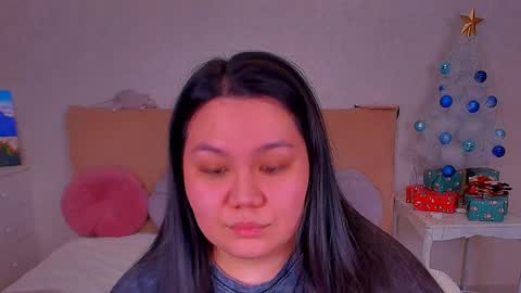 Snapshot of barbara_bb chatting on 12/28/24, 12:04 Barbie Kim online show from 12/28/24, 12:04