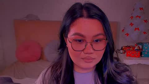 Snapshot of barbara_bb chatting on 02/02/25, 05:04 Barbie Kim online show from 02/02/25, 05:04