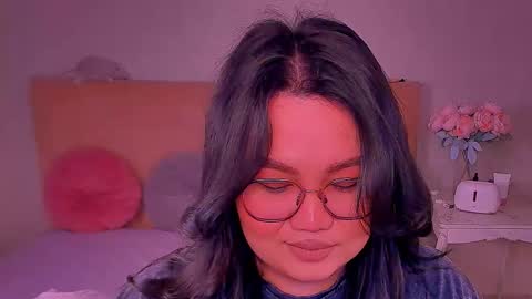 Snapshot of barbara_bb chatting on 02/27/25, 11:15 Barbie Kim online show from 02/27/25, 11:15