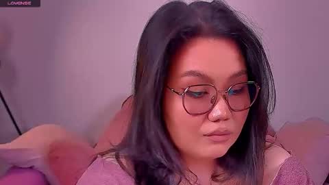 Snapshot of barbara_bb chatting on 10/26/25, 06:58 Barbie Kim online show from 10/26/25, 06:58