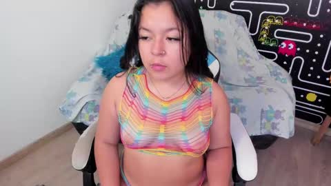 Snapshot of barbara_honey chatting on 02/11/25, 12:37 Barbara online show from 02/11/25, 12:37