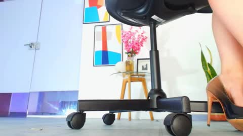 Barbara online show from 11/12/25, 12:05