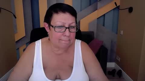 barbaraturners online show from 10/13/25, 07:03