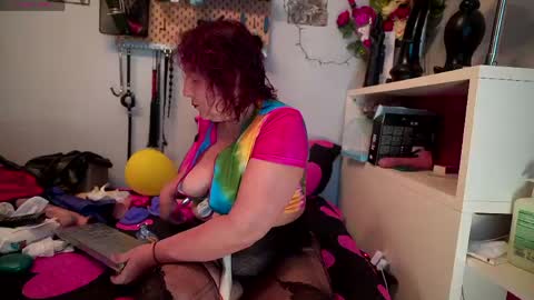 barbaraviciosa online show from 04/18/26, 10:08