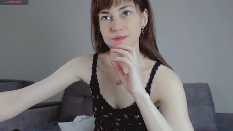 Snapshot of barbarian_girl chatting on 01/17/25, 03:00 Amina online show from 01/17/25, 03:00