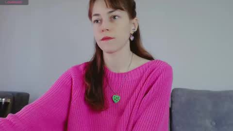 Snapshot of barbarian_girl chatting on 03/06/25, 11:25 Amina online show from 03/06/25, 11:25