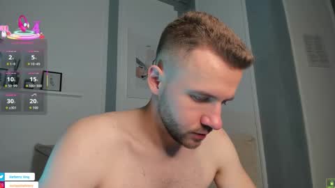 Snapshot of barberryx chatting on 10/05/25, 05:28 ENRIQUE online show from 10/05/25, 05:28