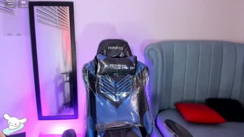          I work from home this is my room 3 online show from 01/18/26, 01:59