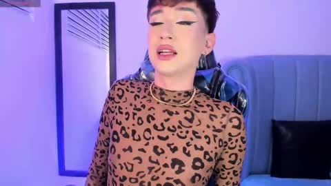          I work from home this is my room 3 online show from 02/20/26, 07:21